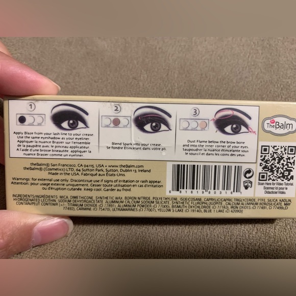 TheBalm Smoke Balm Smokey palette - Picture 3 of 3